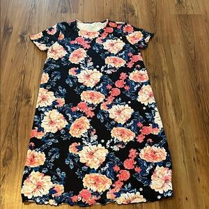 Floral Black Nightgown